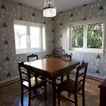 Privatunterkunft 70s House By Capicua *