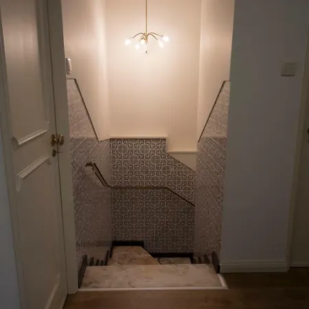 70s House By Capicua *